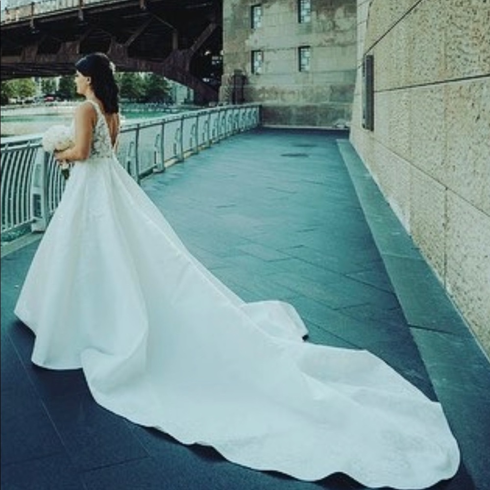 Wedding dress by Martina liana style 1075.